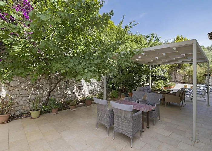 Apartment Panorama 1 *