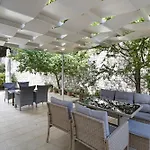 Panorama 1 *
